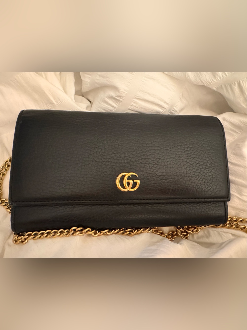 Gucci Black Leather Crossbody Wallet with Gold GG Chain